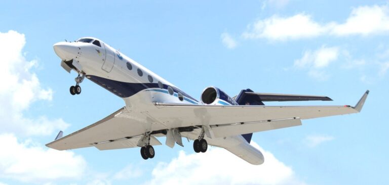 NOAA invests more than US$40m in hurricane tracking Gulfstream G550