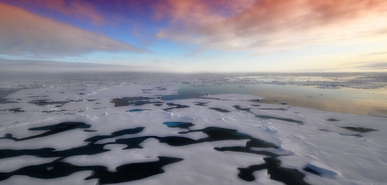 Research reveals how cracks in sea ice affect weather