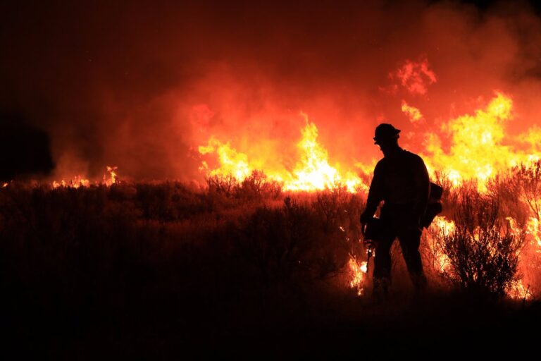 New study finds warmer night air making Western wildfires more active at night Wildfires