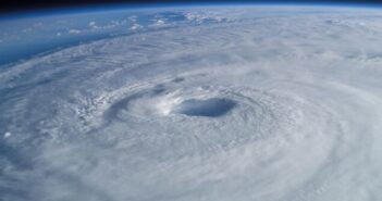 US weather-related disasters account for half of natural disaster losses globally