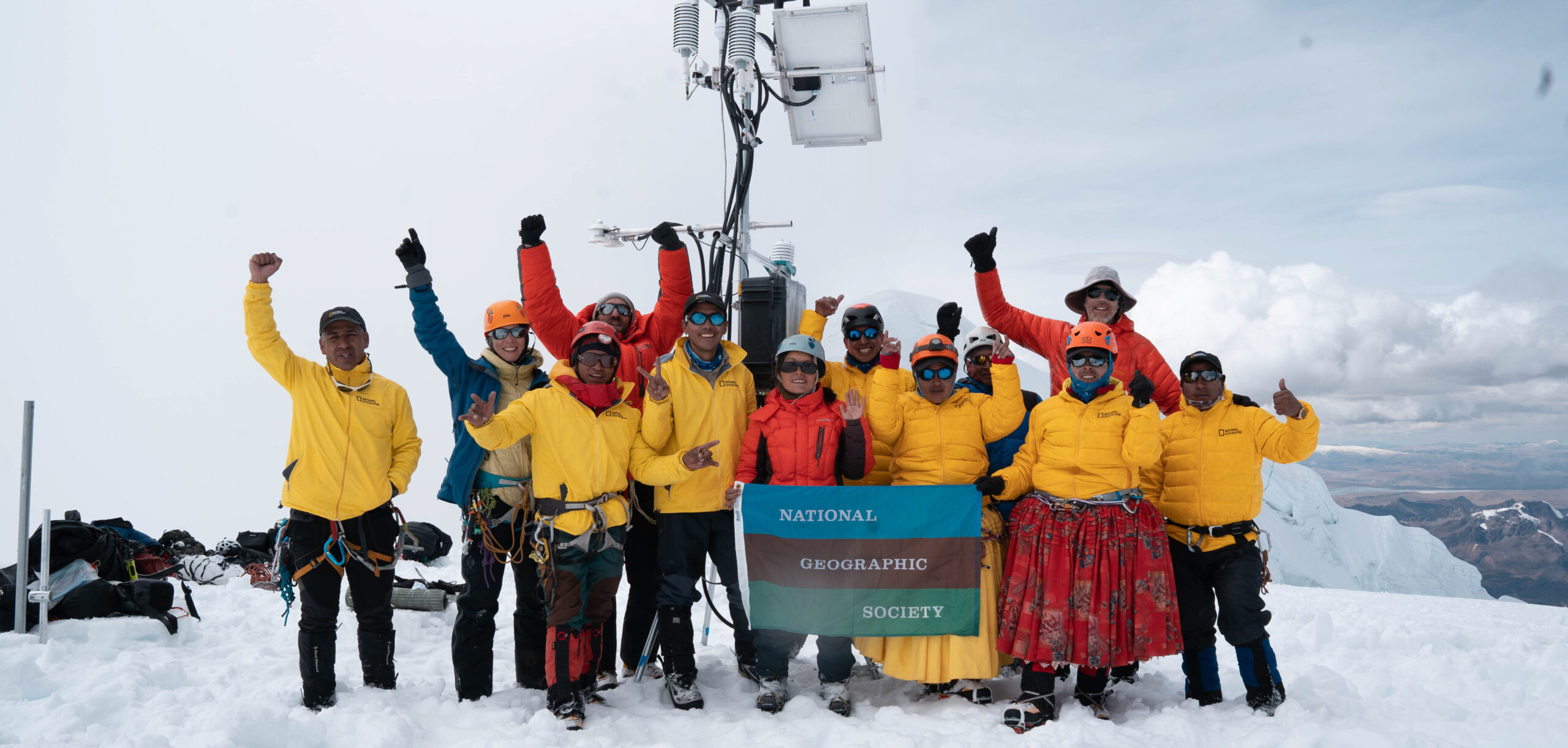National Geographic team installs highest weather station in the
