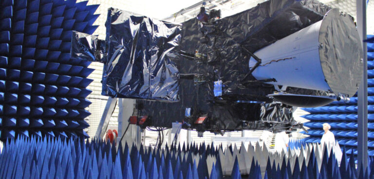 Final integration phase underway for first Meteosat Third Generation imaging satellite