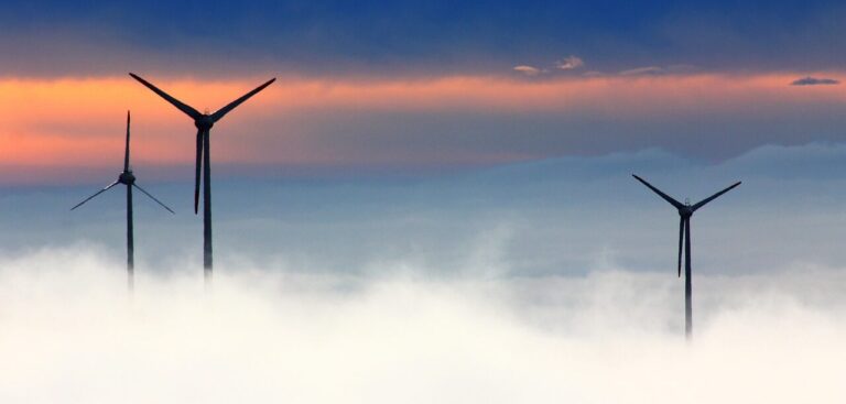 IRENA and WMO join forces to support transition to renewable energy