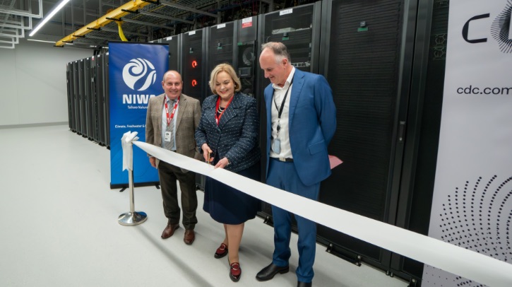NIWA purchases NZ$20m supercomputer for high-resolution weather forecasting NIWA has purchased a NZ$20m (US$21m) supercomputer to enable high-resolution weather and climate forecasting 24/7, using data from weather stations all around the world.