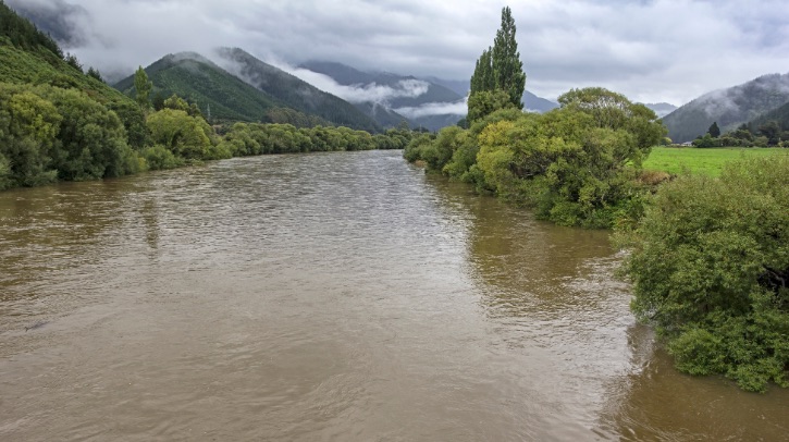 NIWA deploys machine learning in flood inundation forecasts NIWA has begun using machine learning (ML) to forecast flood inundation in a fraction of the time required to run physical models.