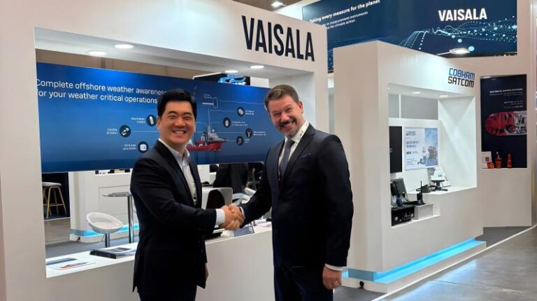 Jauen International to distribute Vaisala weather solutions in South Korea Sangjoon Lee, CEO of Jaeun International, and Mikko Nikkanen, Head of Maritime Offshore Operations at Vaisala, shake hands