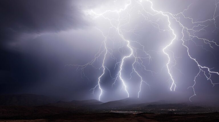 Local Thunderstorm Detection for Real Time Decision Support.