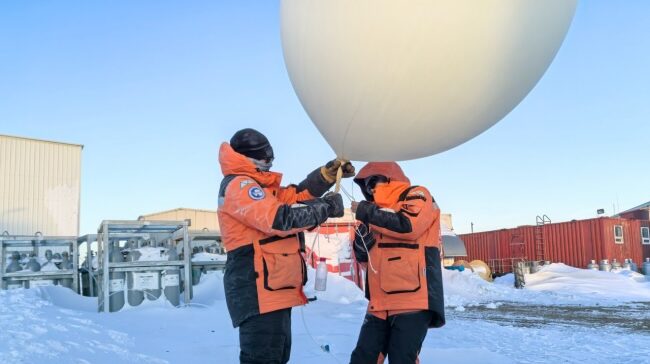 China completes Antarctic meteorological research mission with Xuelong icebreaker.