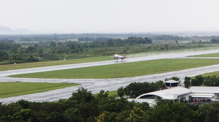Vaisala confirms €25m Indonesian airport weather project Finnish meteorological technology company Vaisala says it expects to include a €25 million (US$29 million) award for airport weather systems in Indonesia after the customer secured the necessary financing.
